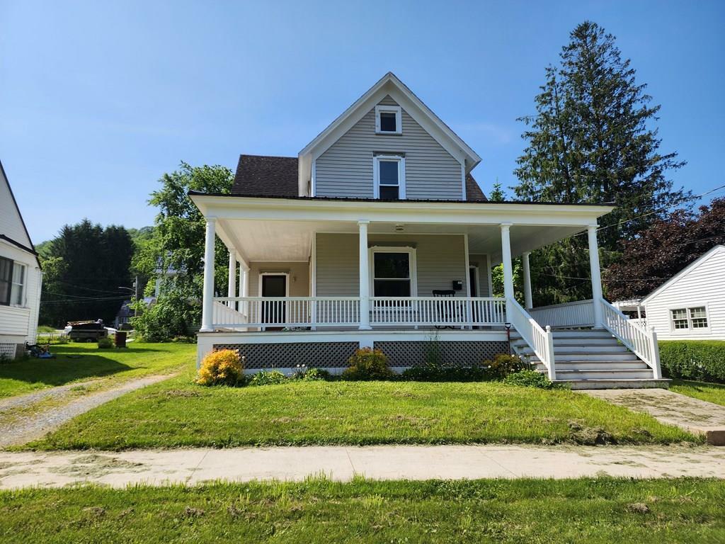 Property Photo: 406 E Maple St PA 16915
