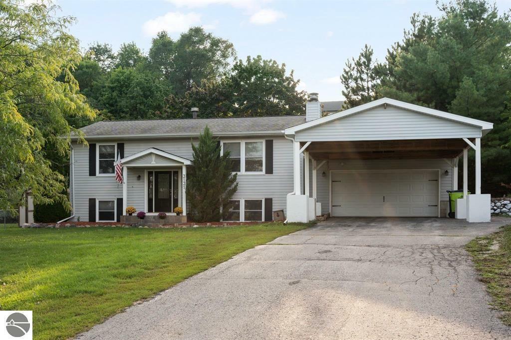 3131 Paysage Place  Traverse City MI 49684 photo
