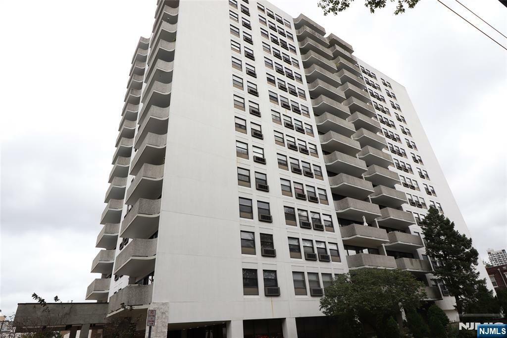 Property Photo: 1600 Center Avenue 11H NJ 07024