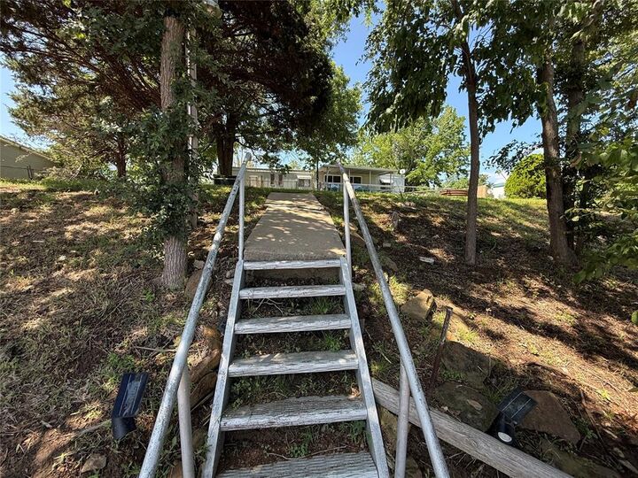 Property Photo: 415472 1073 Road OK 74469