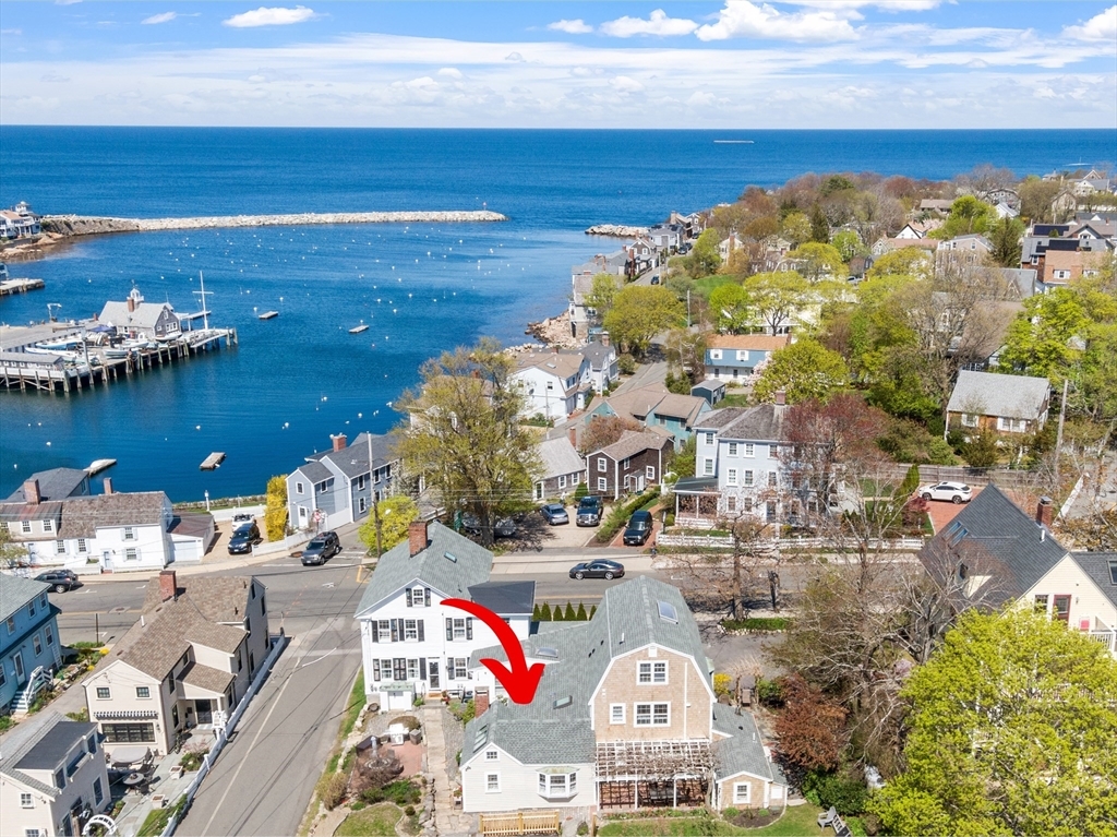 Property Photo: 10 Mt Pleasant Street B MA 01966