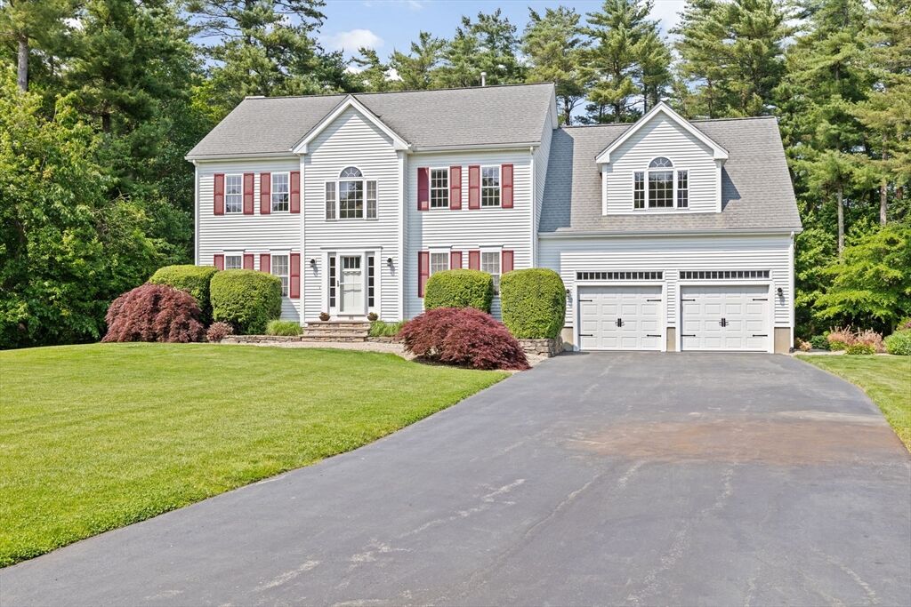 Property Photo:  102 Saddleworth Way  MA 02346 