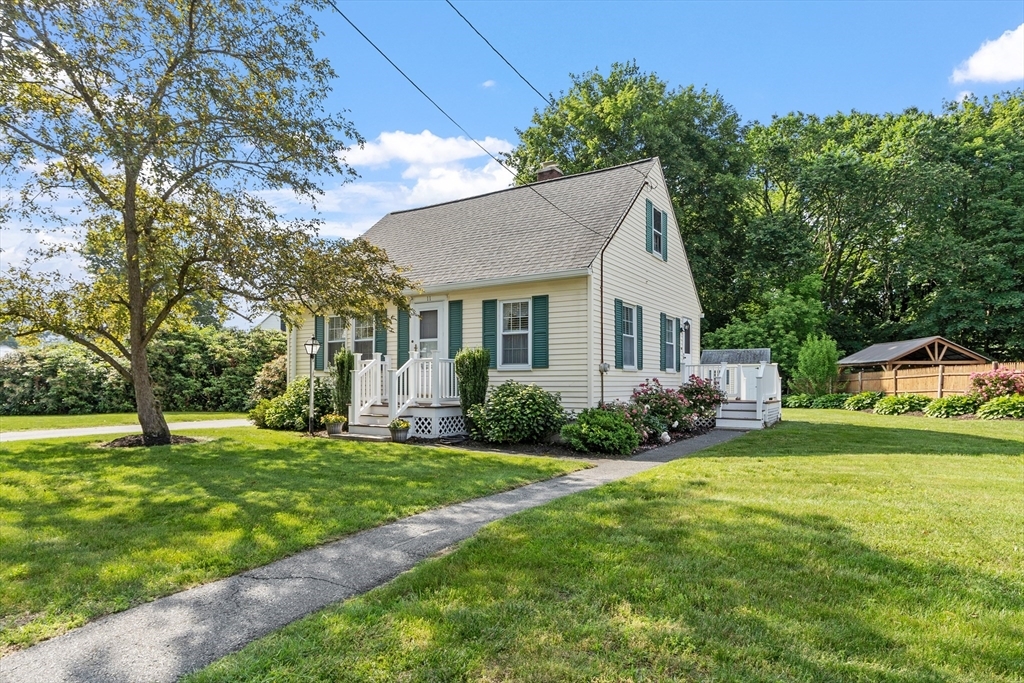 Property Photo: 11 Beaconsfield St MA 01843
