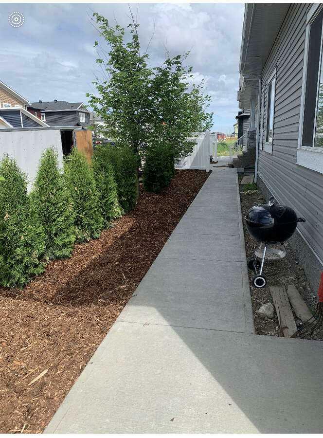Property Photo: 102 Aspenhill Drive AB T9J 1E1