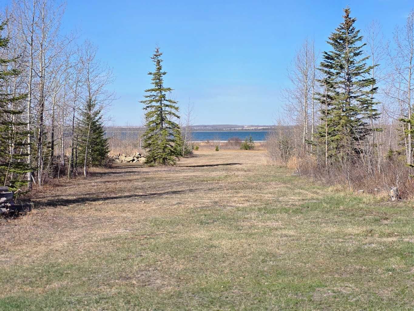 Property Photo: 681 Springside Crescent AB T0C 2J0