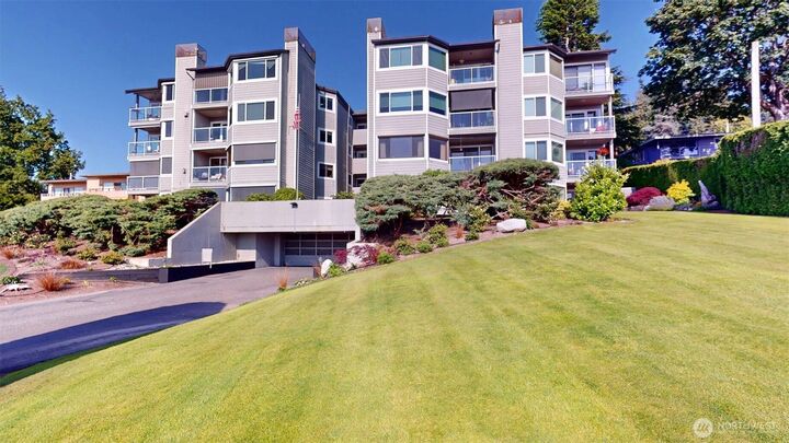 424  14th Street #202  Bellingham WA 98225 photo