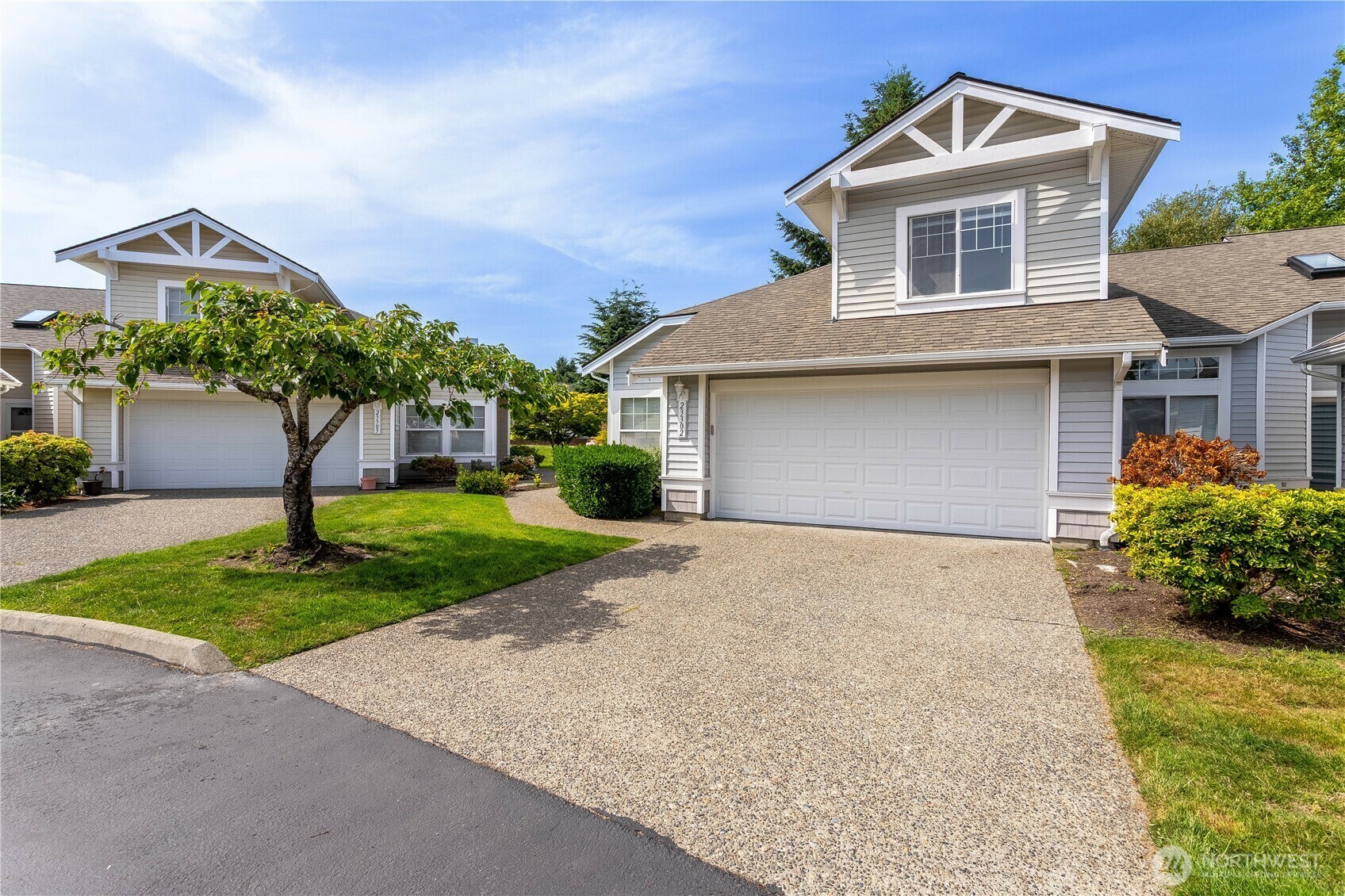 Property Photo: 23302 53rd Avenue S 4-1 WA 98032