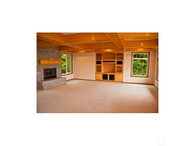 Property Photo: 17097 SE 58th Street WA 98006