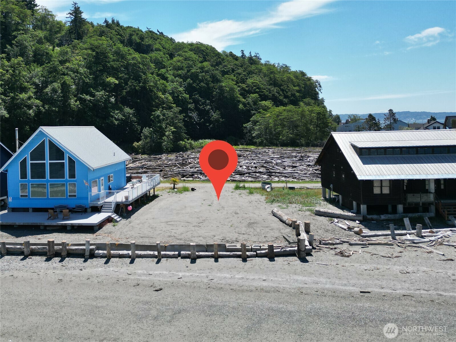 Property Photo: 10 N Sandpoint Way WA 98206