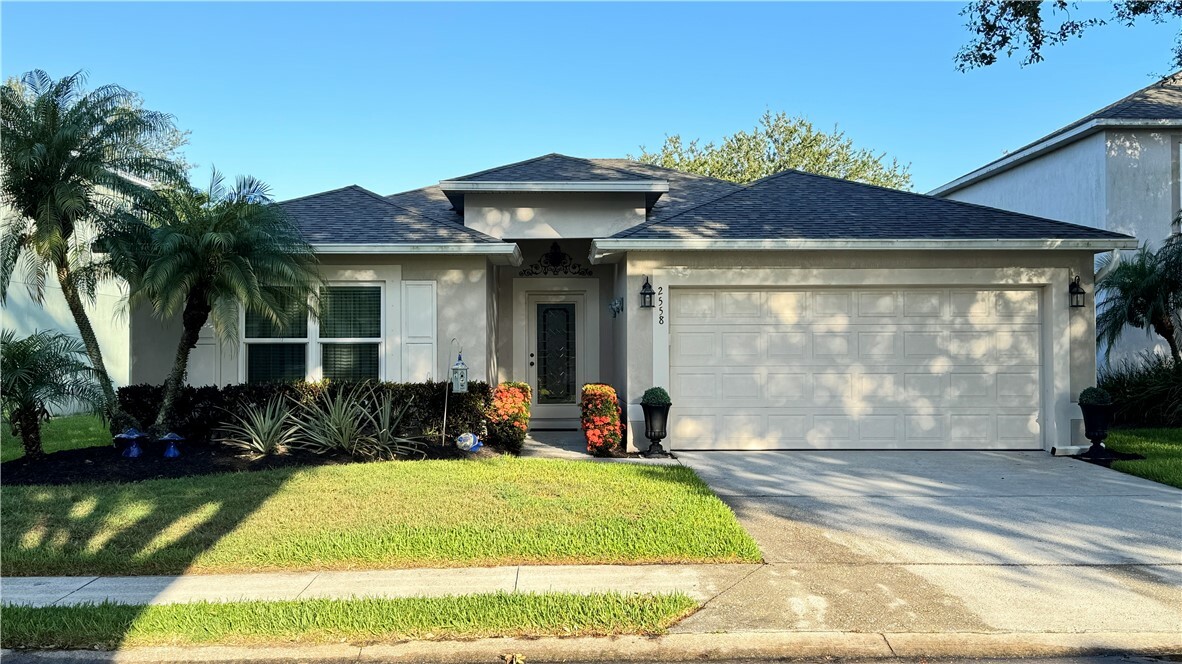 Property Photo: 2558 12th Square SW FL 32968