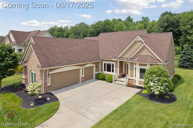 Property Photo: 10727 Bouldercrest Drive MI 48178