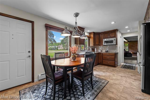 Property Photo: 192 Kirk Lane Drive MI 48084