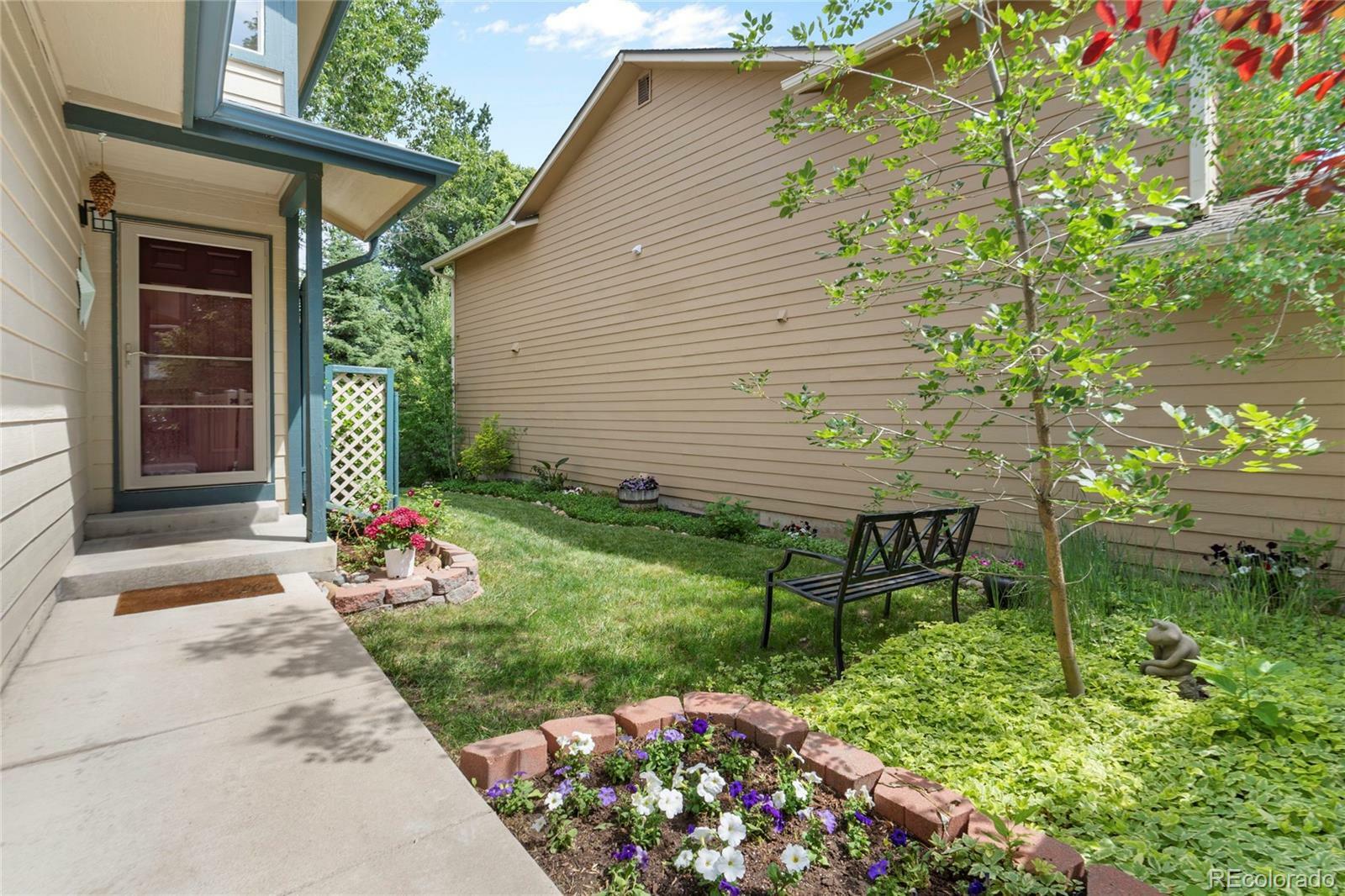 Property Photo: 2181 E Phillips Lane CO 80122