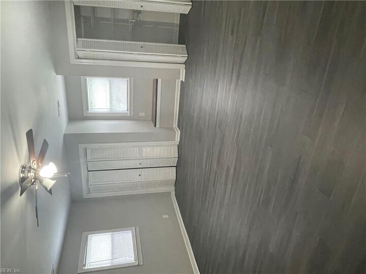 Property Photo:  2404 Livesay Rd  VA 23323 