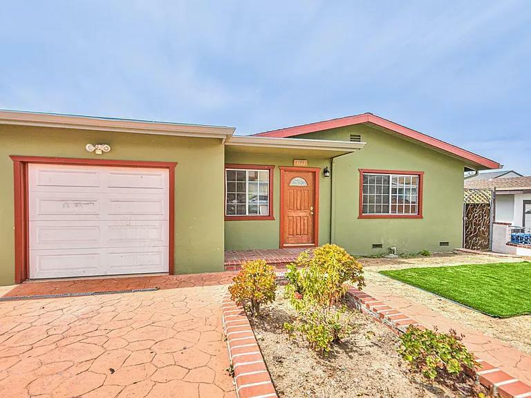 1663 Vallejo Street  Seaside CA 93955 photo