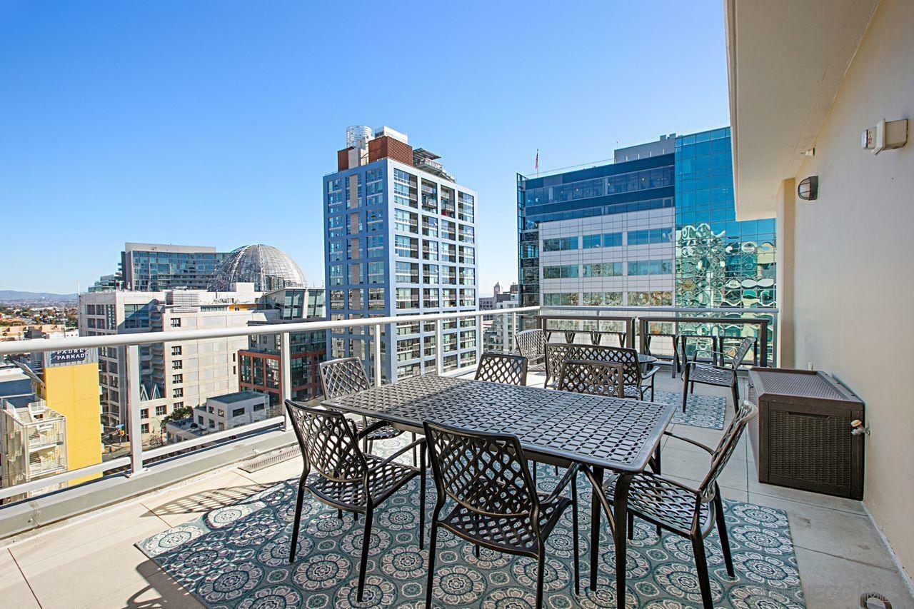 Property Photo: 427 9th Ave 307 CA 92101