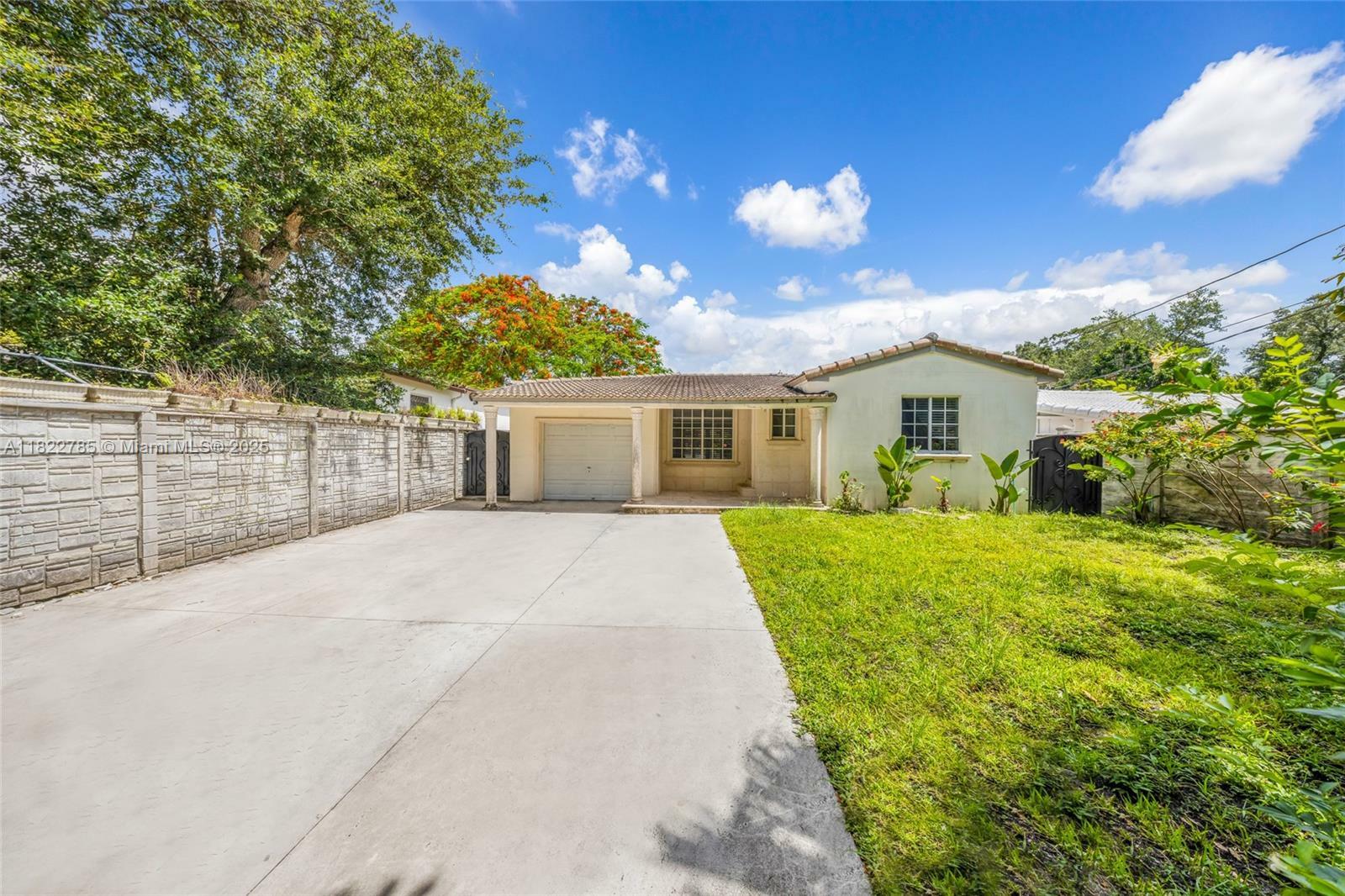 5781 SW 25th St  Miami FL 33155 photo