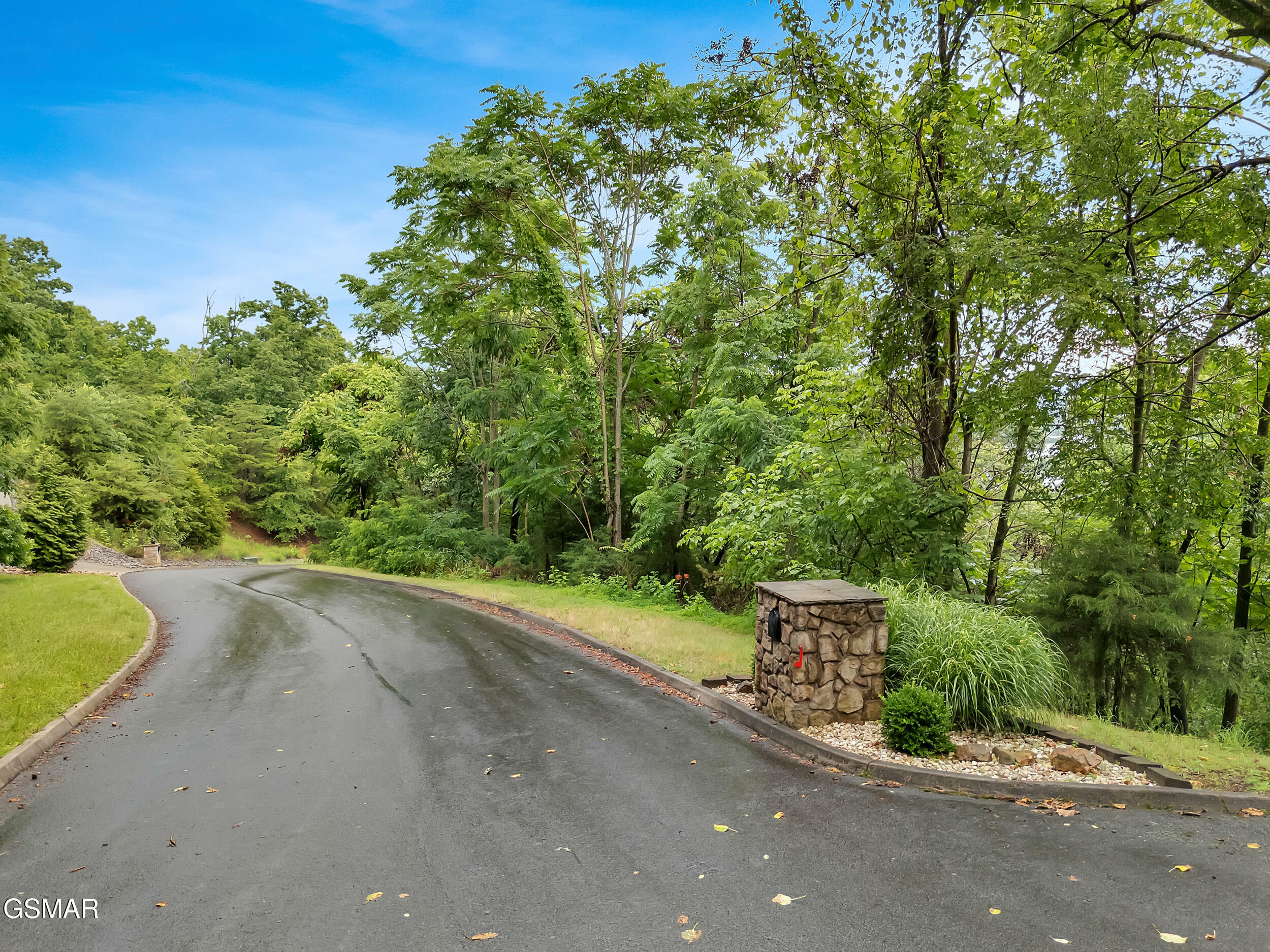 Property Photo: 9097 Paradise View Drive TN 37811