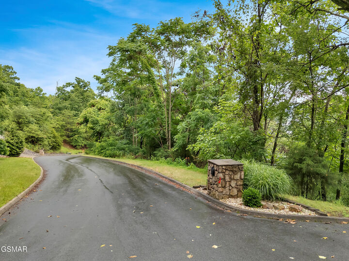 Property Photo: 9097 Paradise View Drive TN 37811