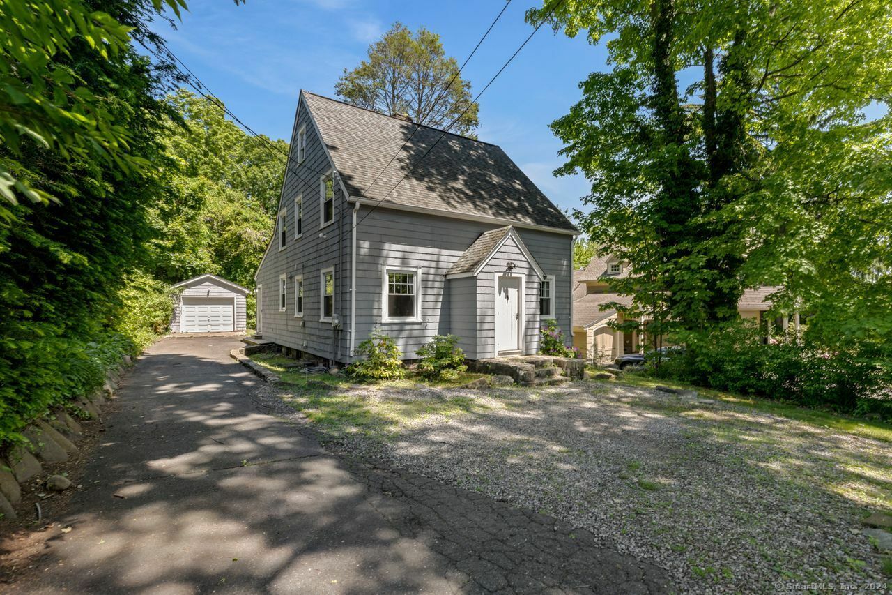 Property Photo: 141 Cannon Street CT 06518