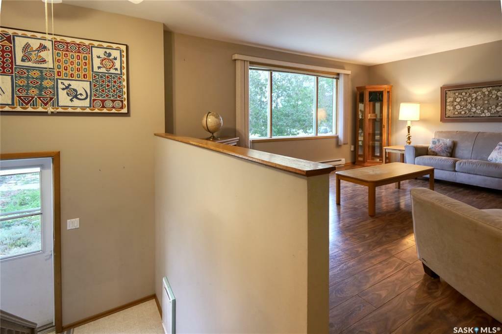 Property Photo: 152 7th Avenue W SK S0H 0T0