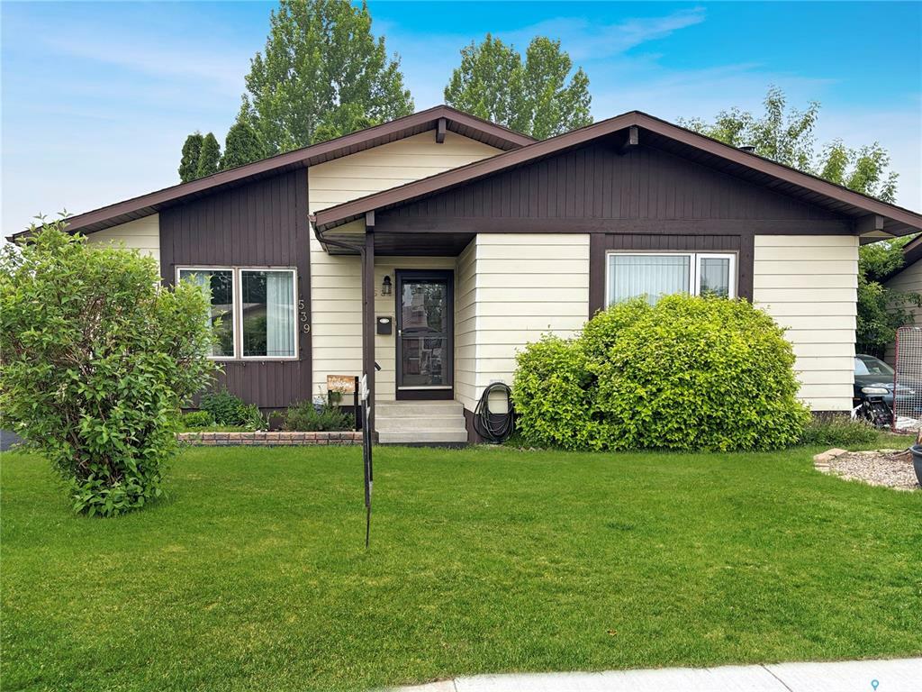 539 Shea Crescent  Saskatoon SK S7L 5M7 photo
