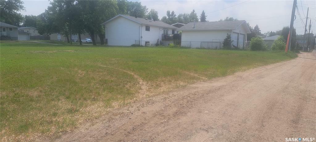 2441 6th Avenue E  Prince Albert SK S6V 7P6 photo