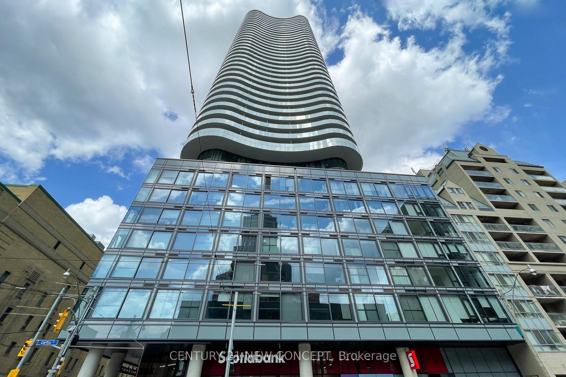 Property Photo: 403 Church Street 2205 ON M4Y 0C9