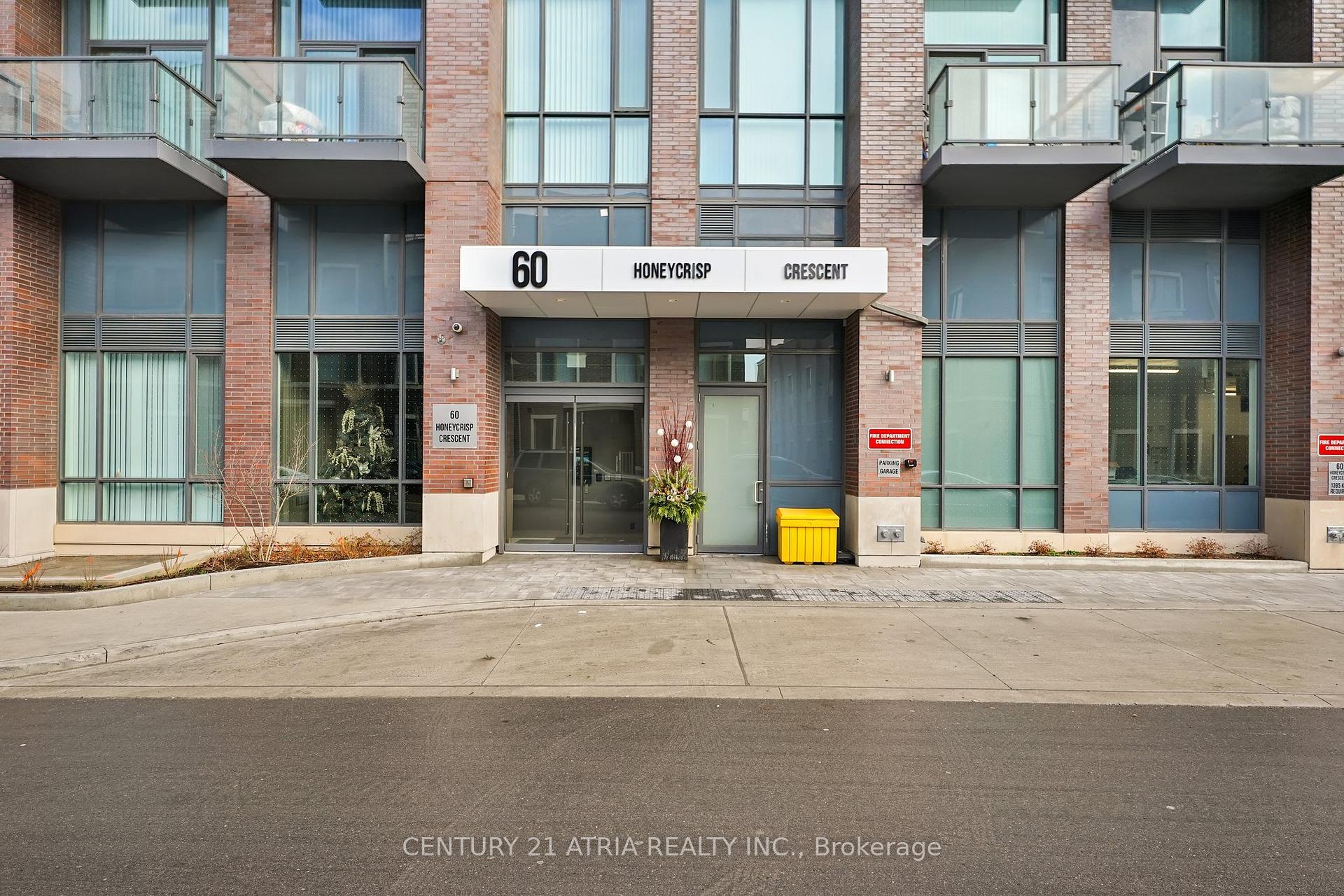 Property Photo: 60 Honeycrisp Crescent 819 ON L4K 0N5