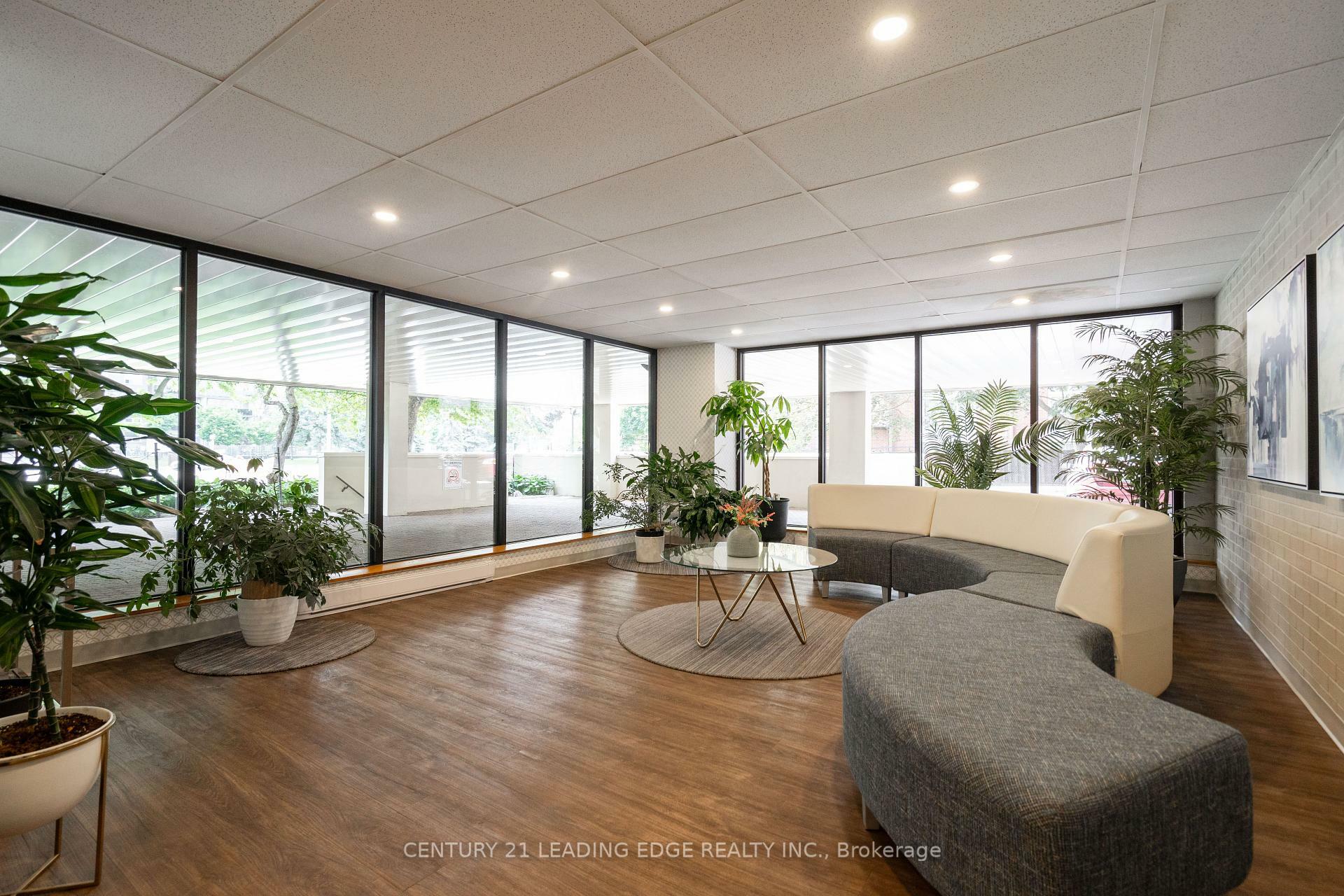 Property Photo:  40 Chichester Place 606  ON M1T 3R6 