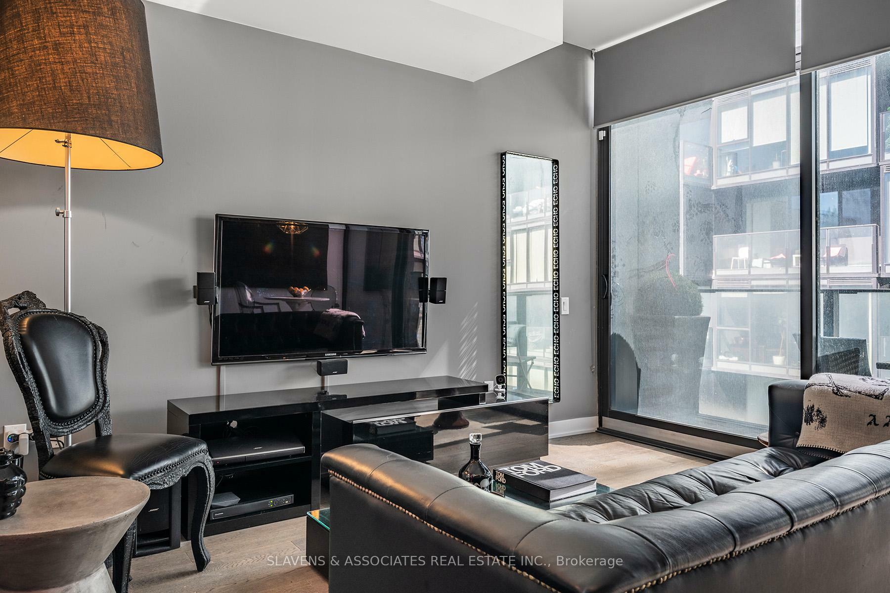 Property Photo: 38 Stewart Street 1104 ON M5V 1H6