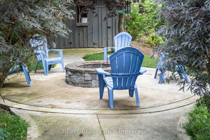 Property Photo:  403 Apache Street  ON N0G 2R0 