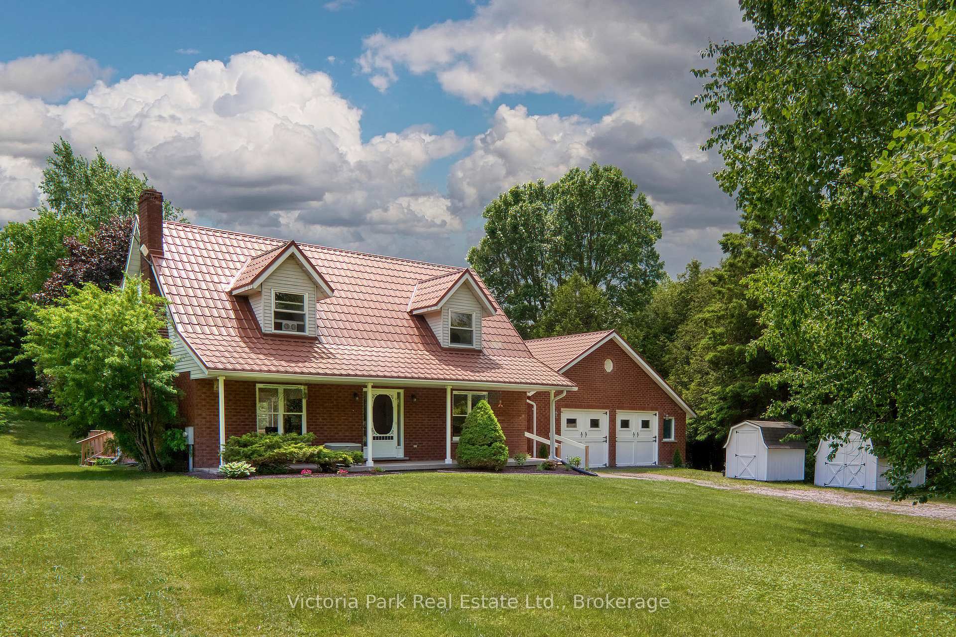 Property Photo: 7135 3 Side Road E ON N0G 2L0