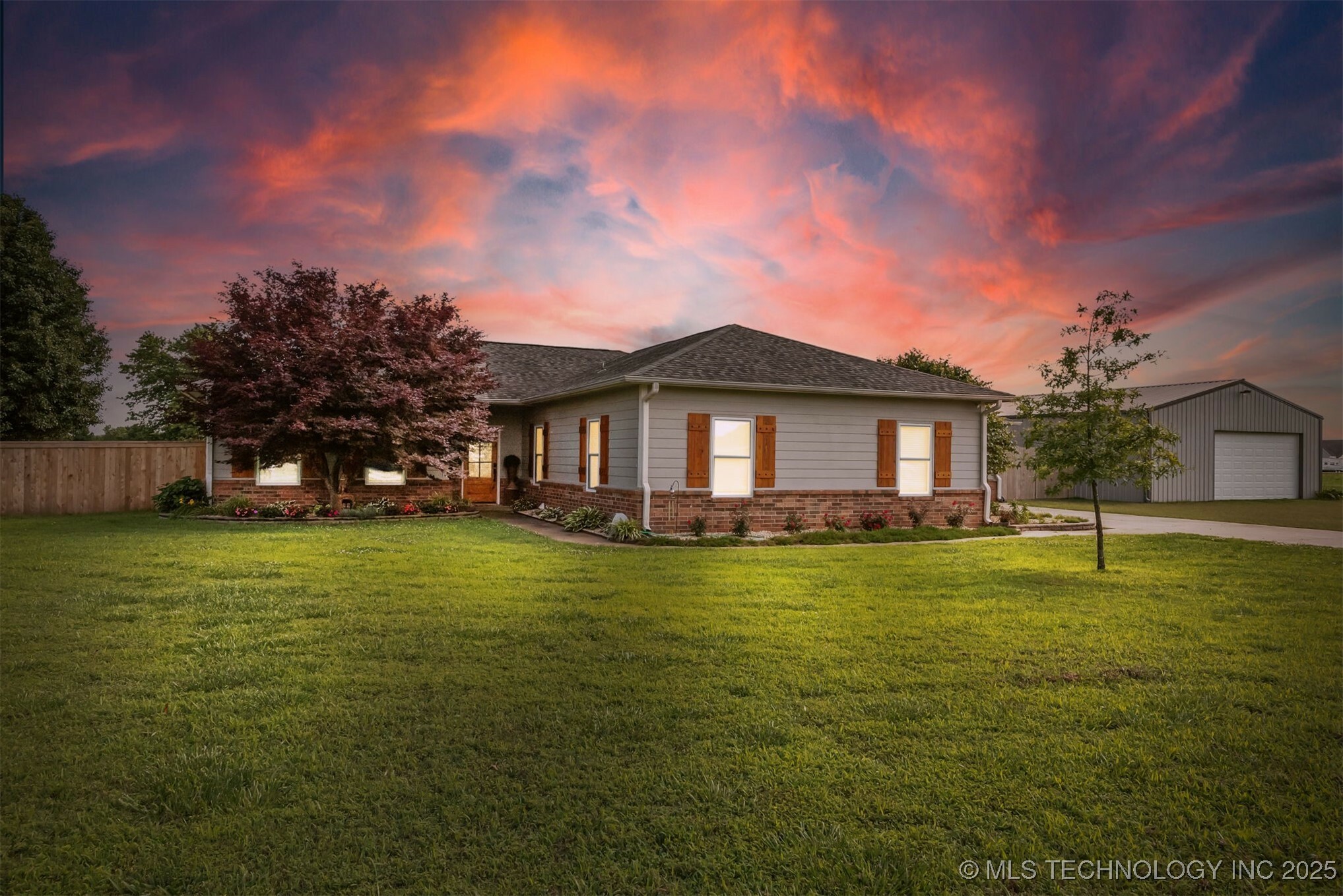 Property Photo: 20672 E Kambrie Street OK 74036