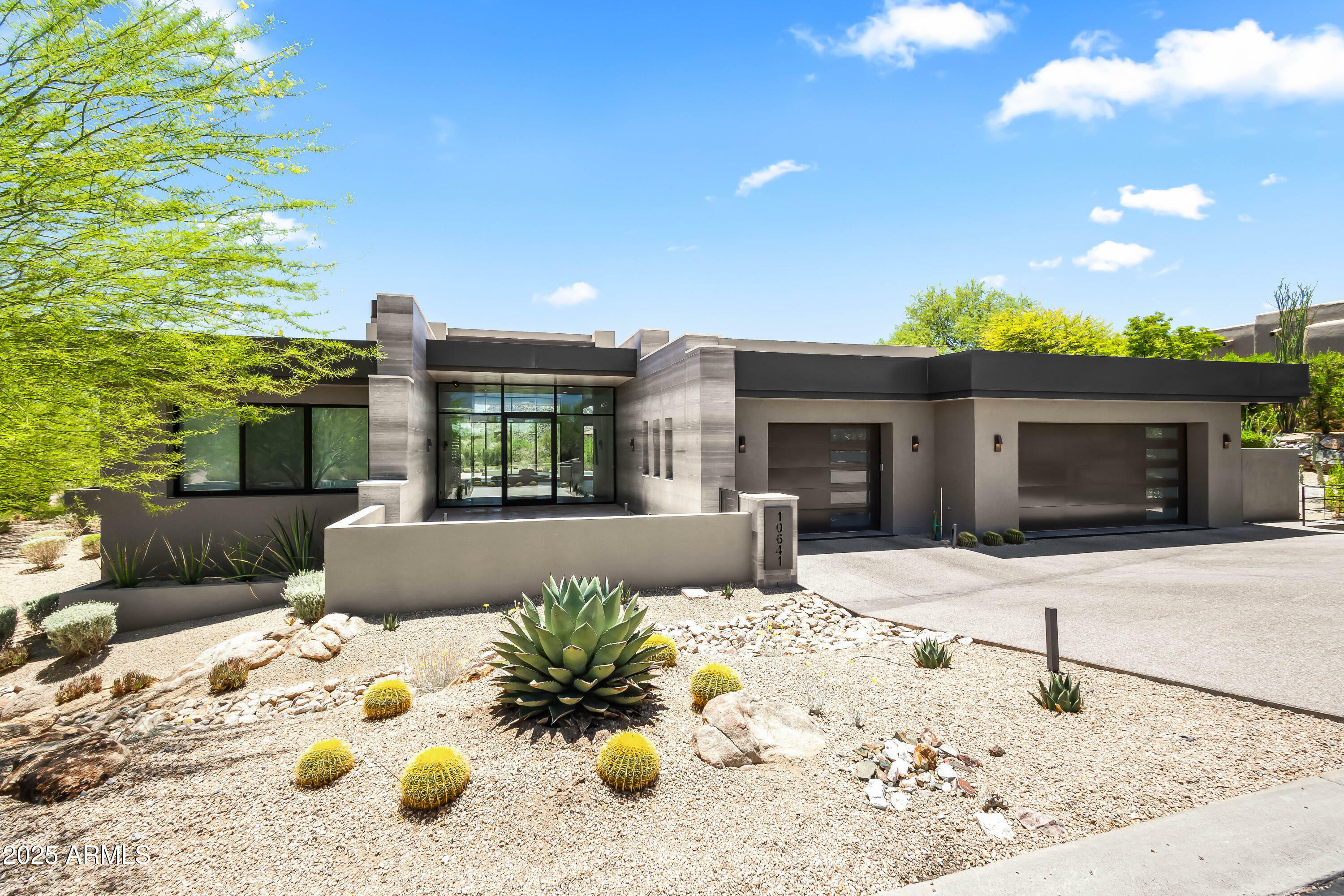 Property Photo: 10641 E Blue Sky Drive AZ 85262