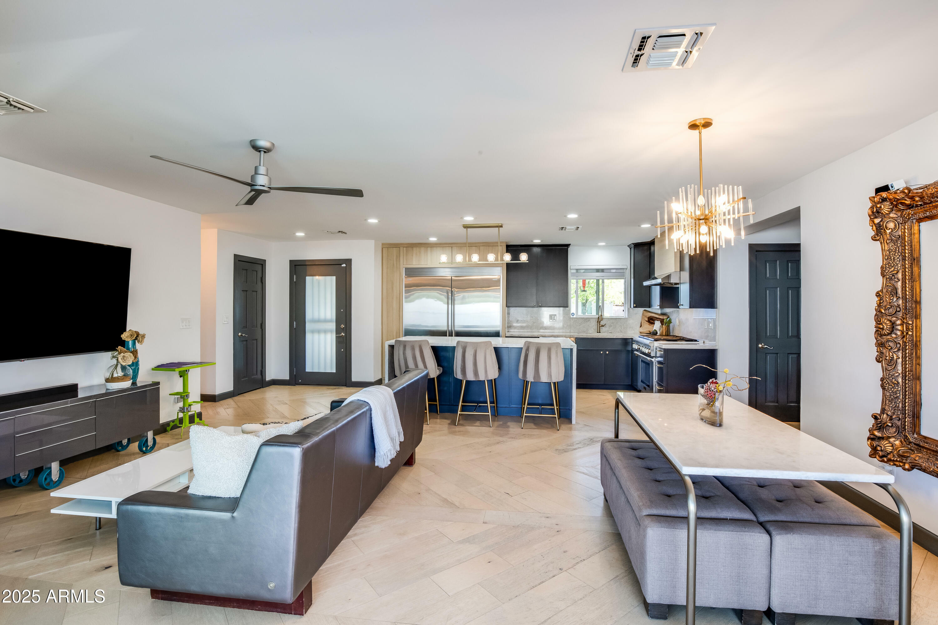 Property Photo: 1744 E Luke Avenue AZ 85016