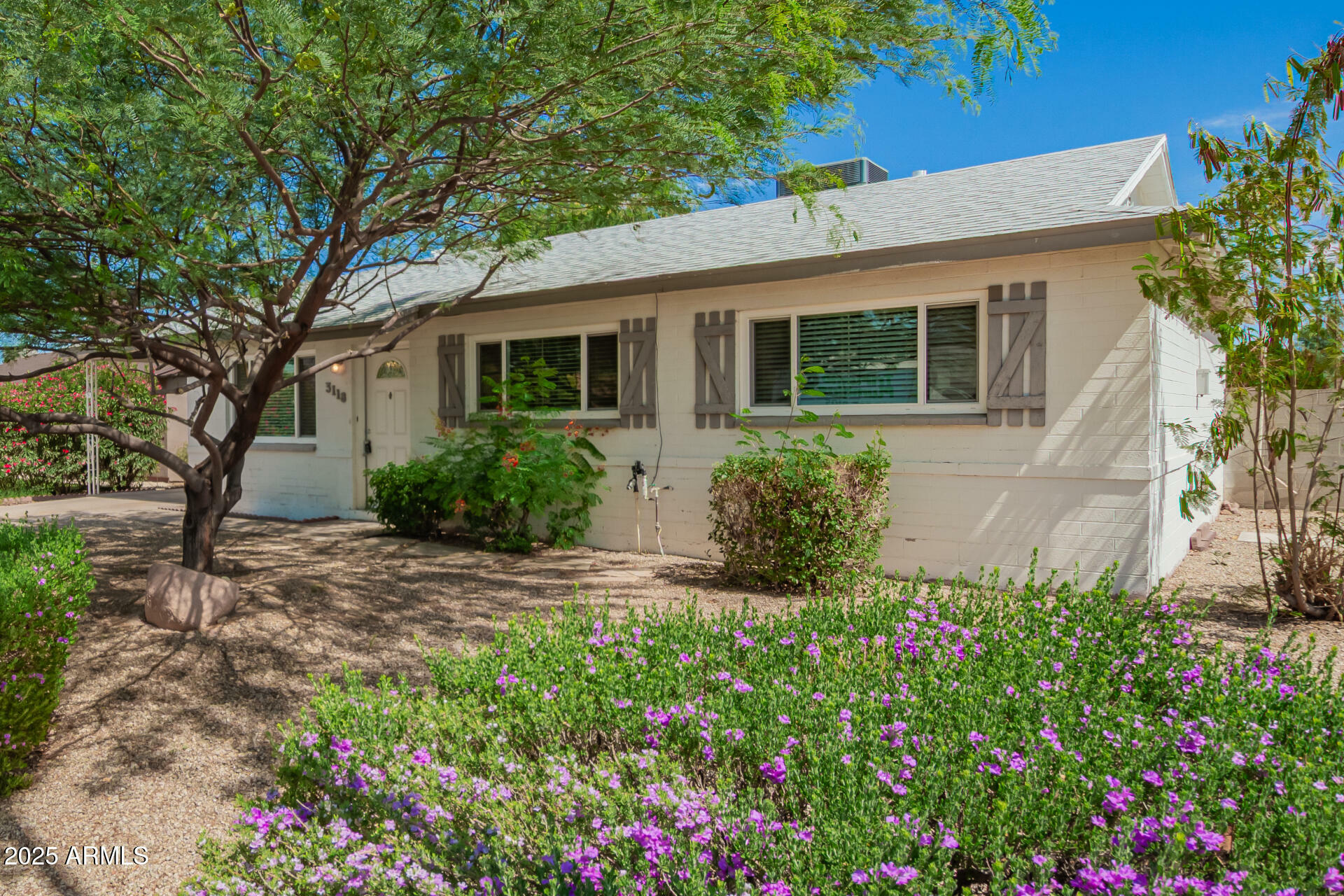 Property Photo: 3118 W Aster Drive AZ 85029