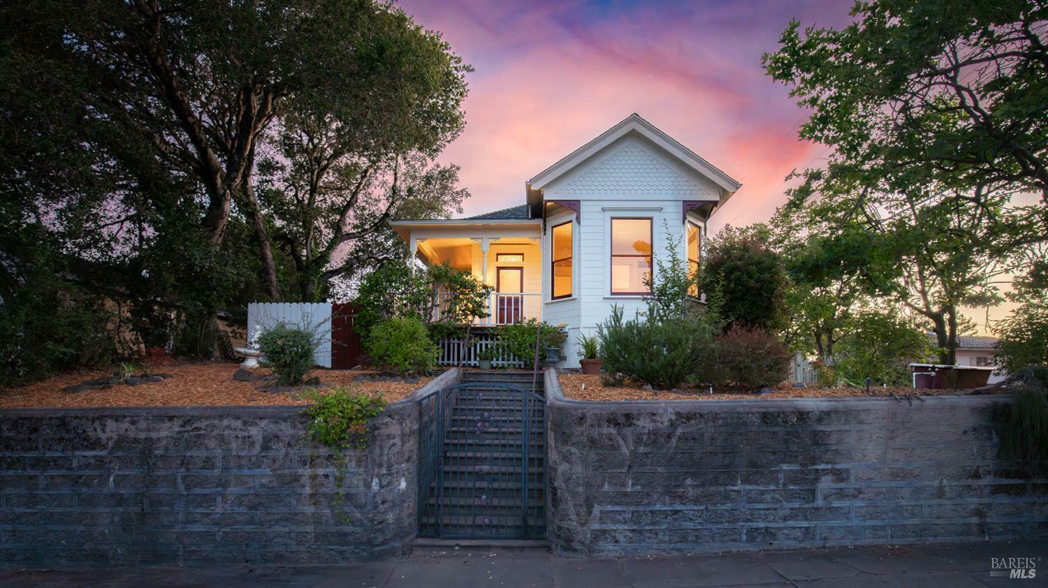 623 Keller Street  Petaluma CA 94952 photo