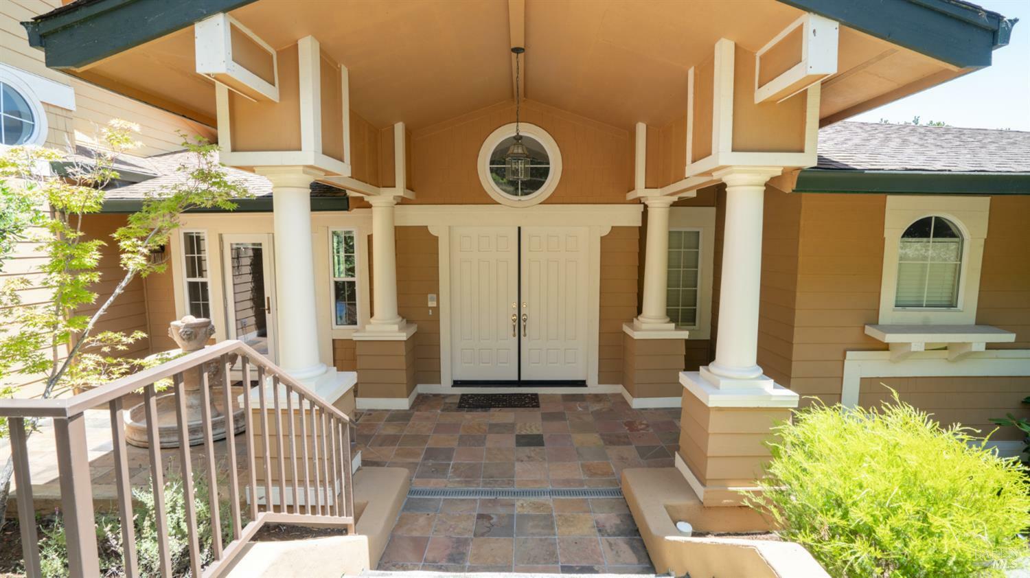 Property Photo:  6 Leona Drive  CA 94903 