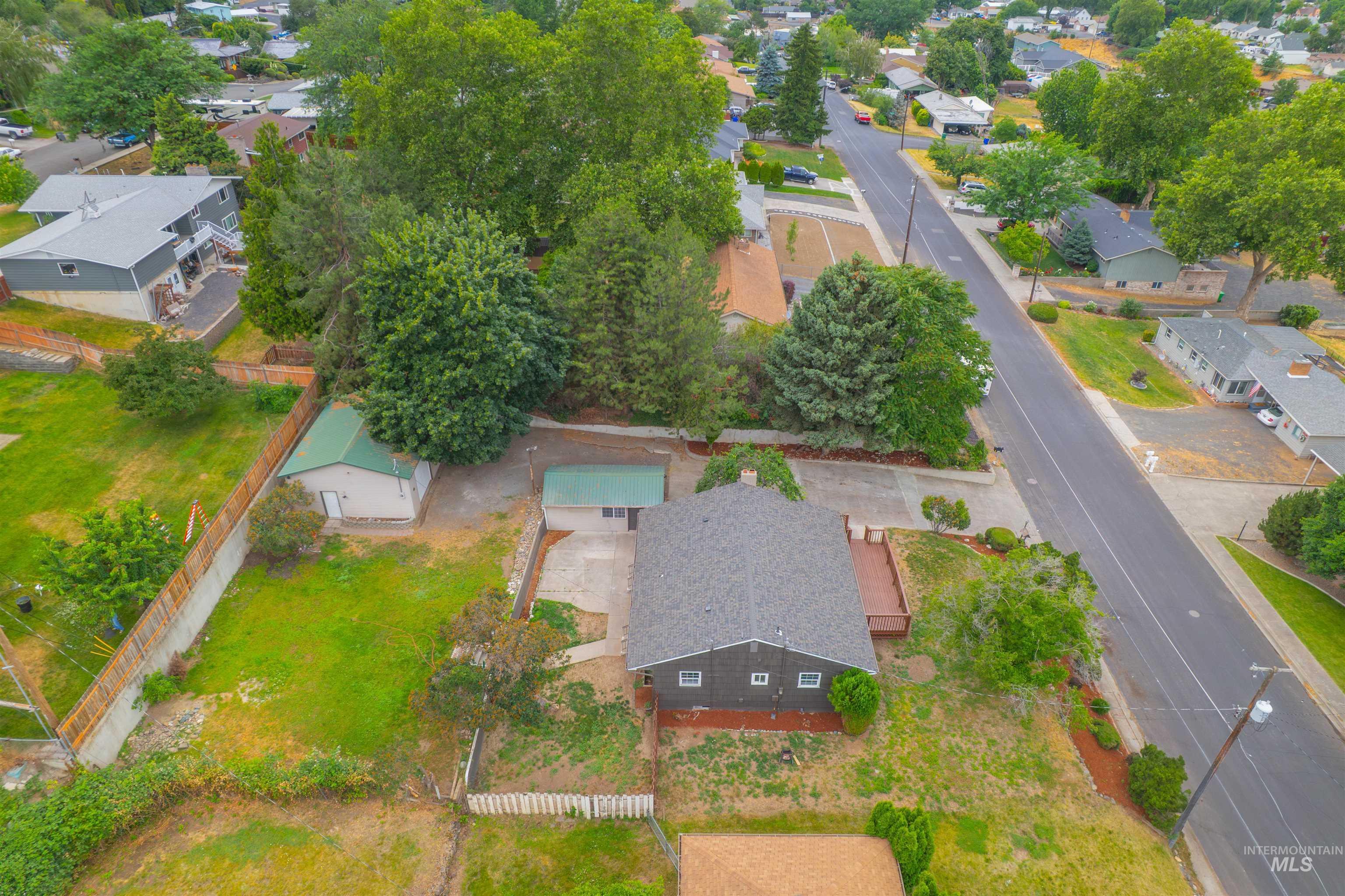 Property Photo: 630 18th Ave ID 83501