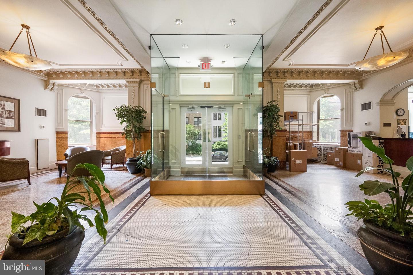 Property Photo: 1615 Q Street NW 1001 DC 20009