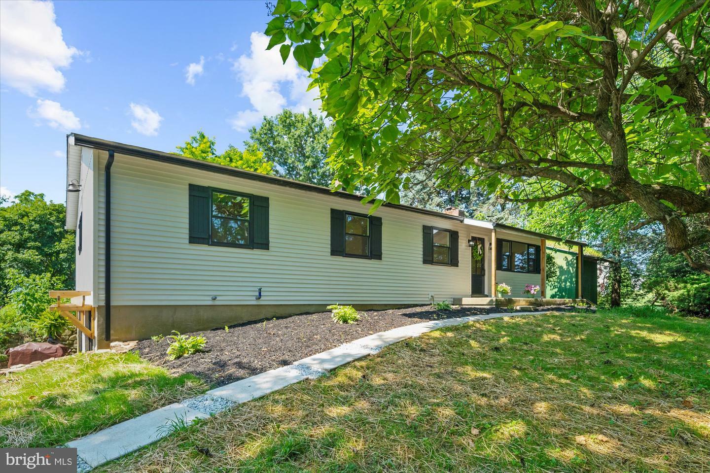 Property Photo: 261 Indian Lane PA 19512