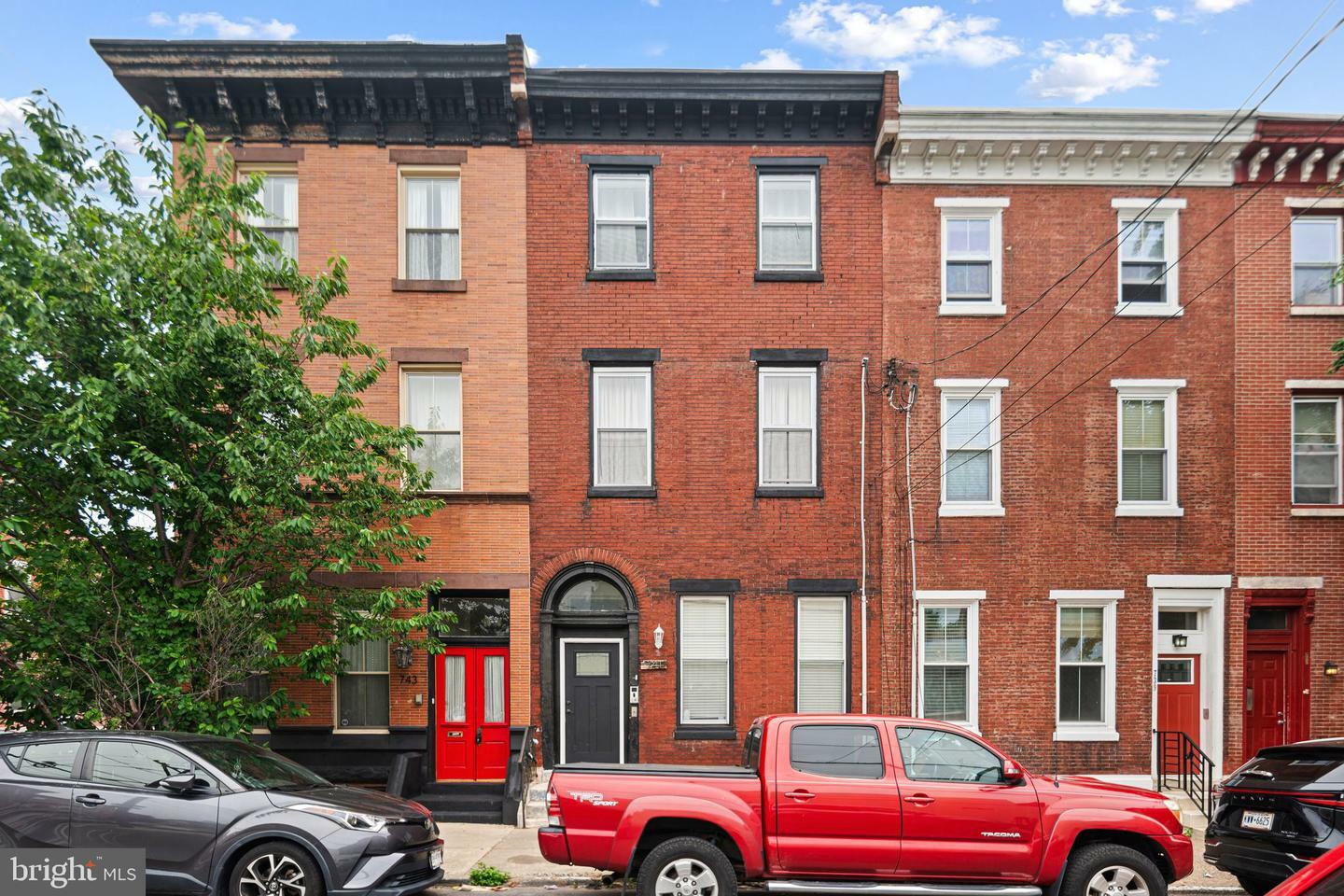 741 N 17th Street 2  Philadelphia PA 19130 photo