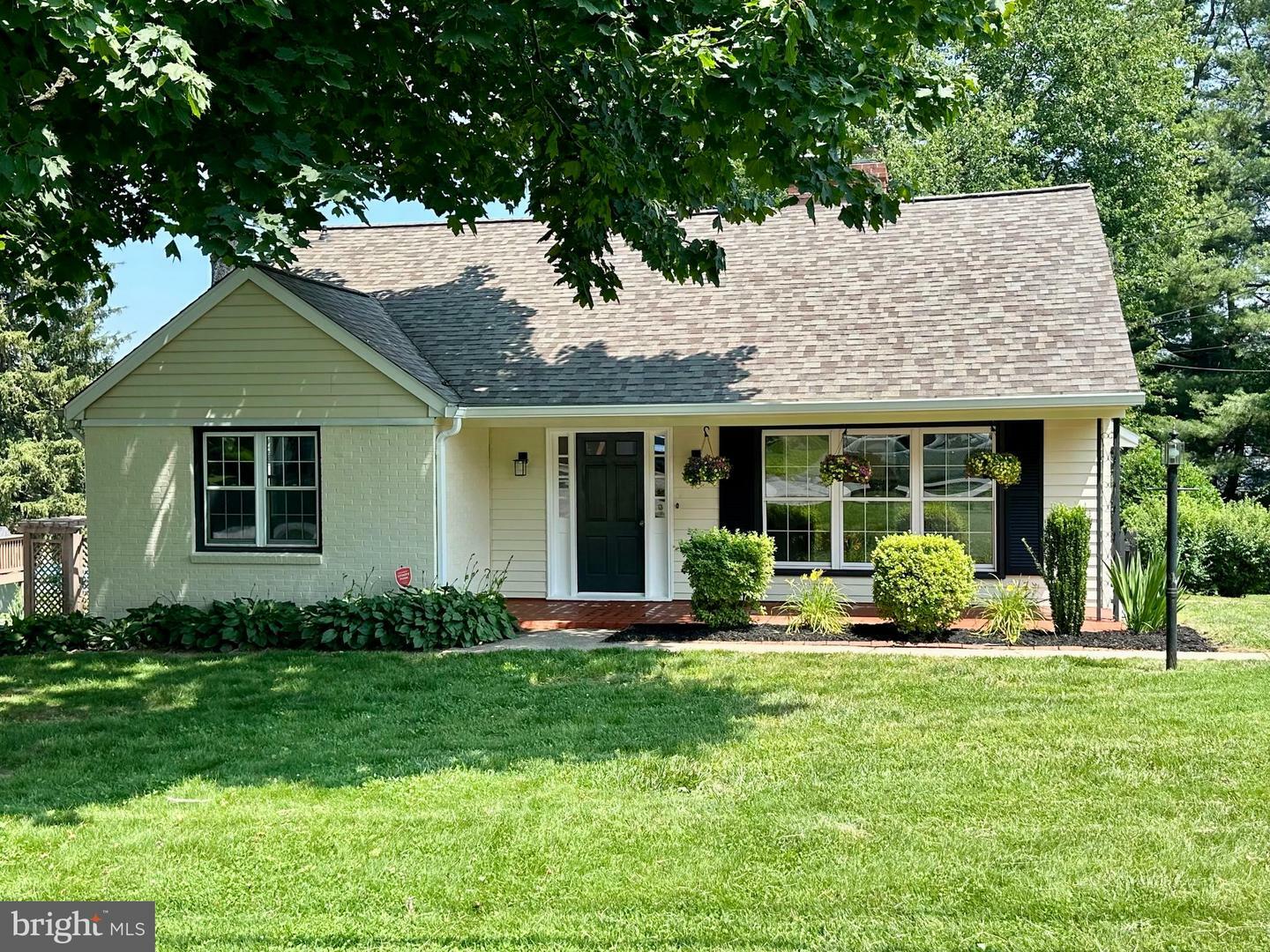 Property Photo: 803 David Avenue MD 21157