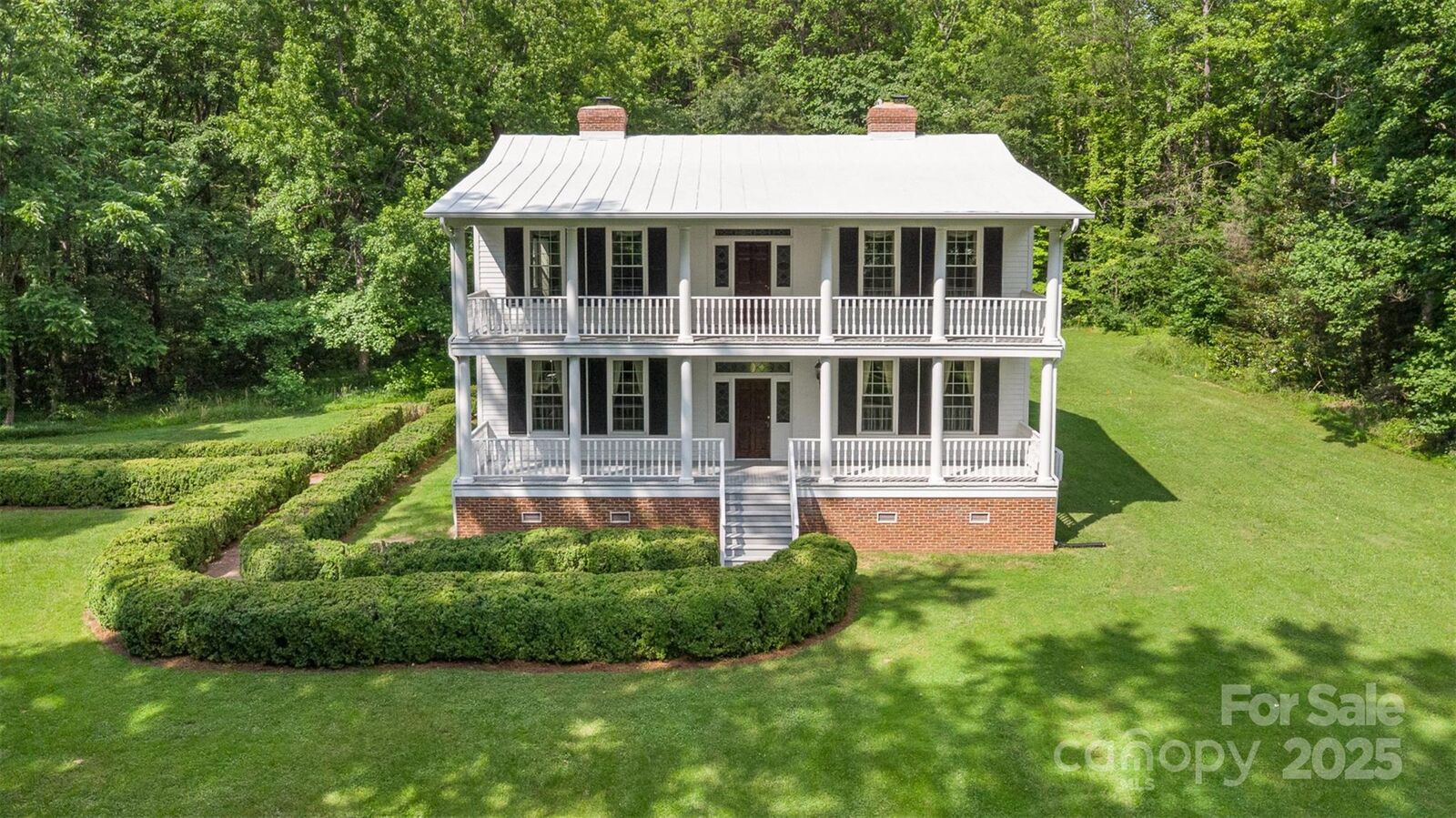 Property Photo:  704 Little Creek Drive  NC 28086 