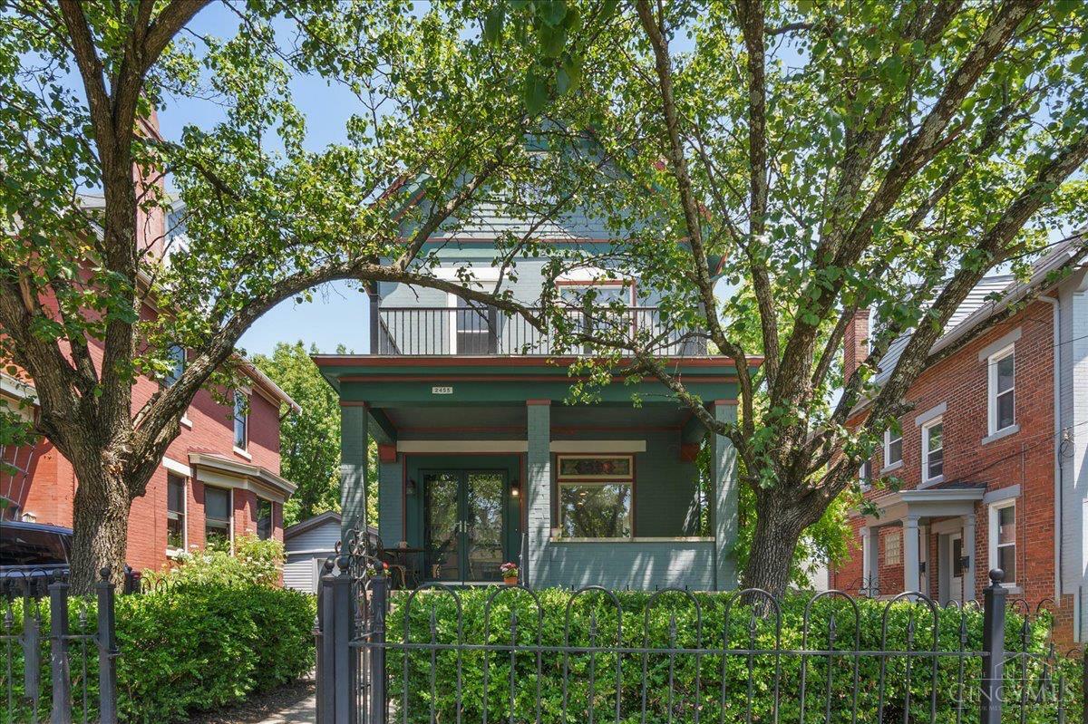 Property Photo: 2455 Fairview Avenue OH 45219