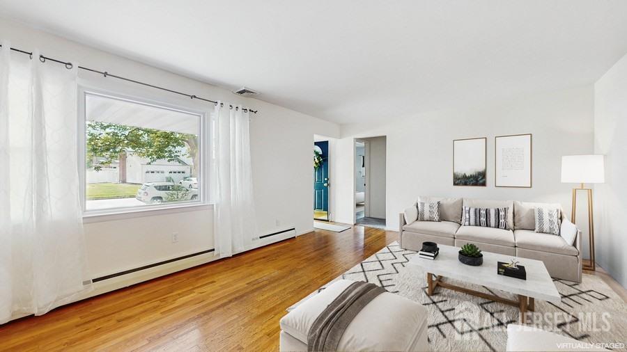 131 Hazelwood Avenue  Metuchen NJ 08840 photo