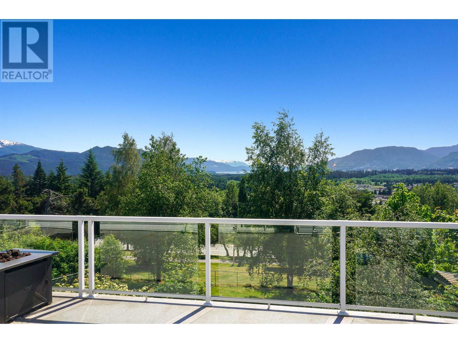 Property Photo: 1333 Albatross Avenue BC V8C 1P9