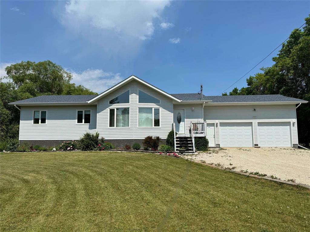Property Photo: 966 Strathcona Road MB R0E 0M0