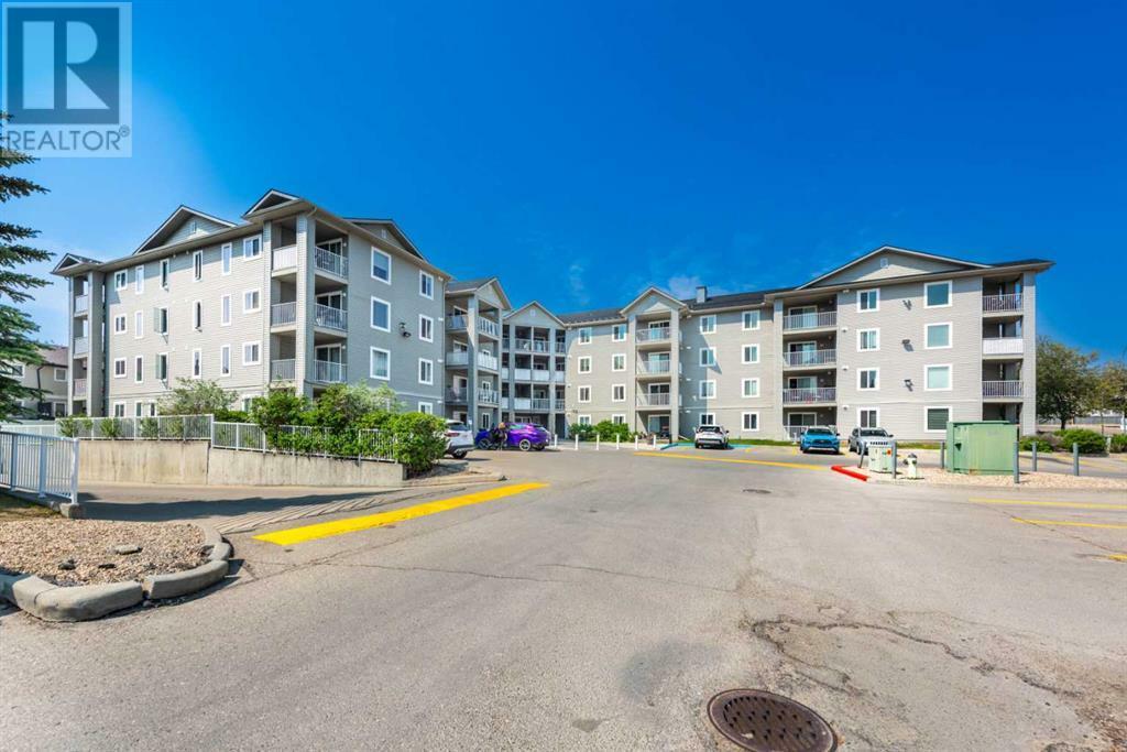 Property Photo: 604 8 Street Southwest AB T4B 2W4